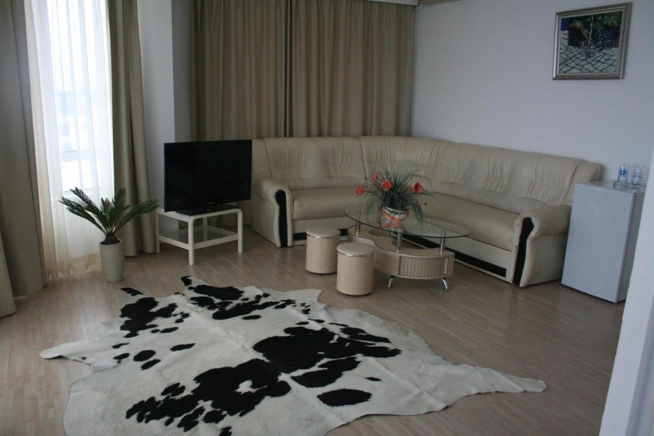 Hotel Noy โกลเดน แซนส์ ภายนอก รูปภาพ